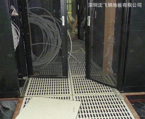 ȫ䓷��o�ͨ�L(f��ng)�ذ�